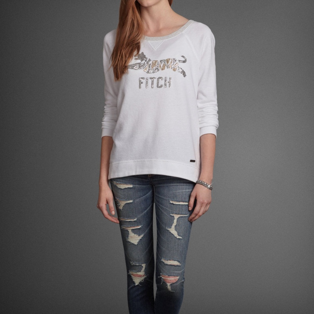 NWT Abercrombie&Fitch White Sweatshirt, Large